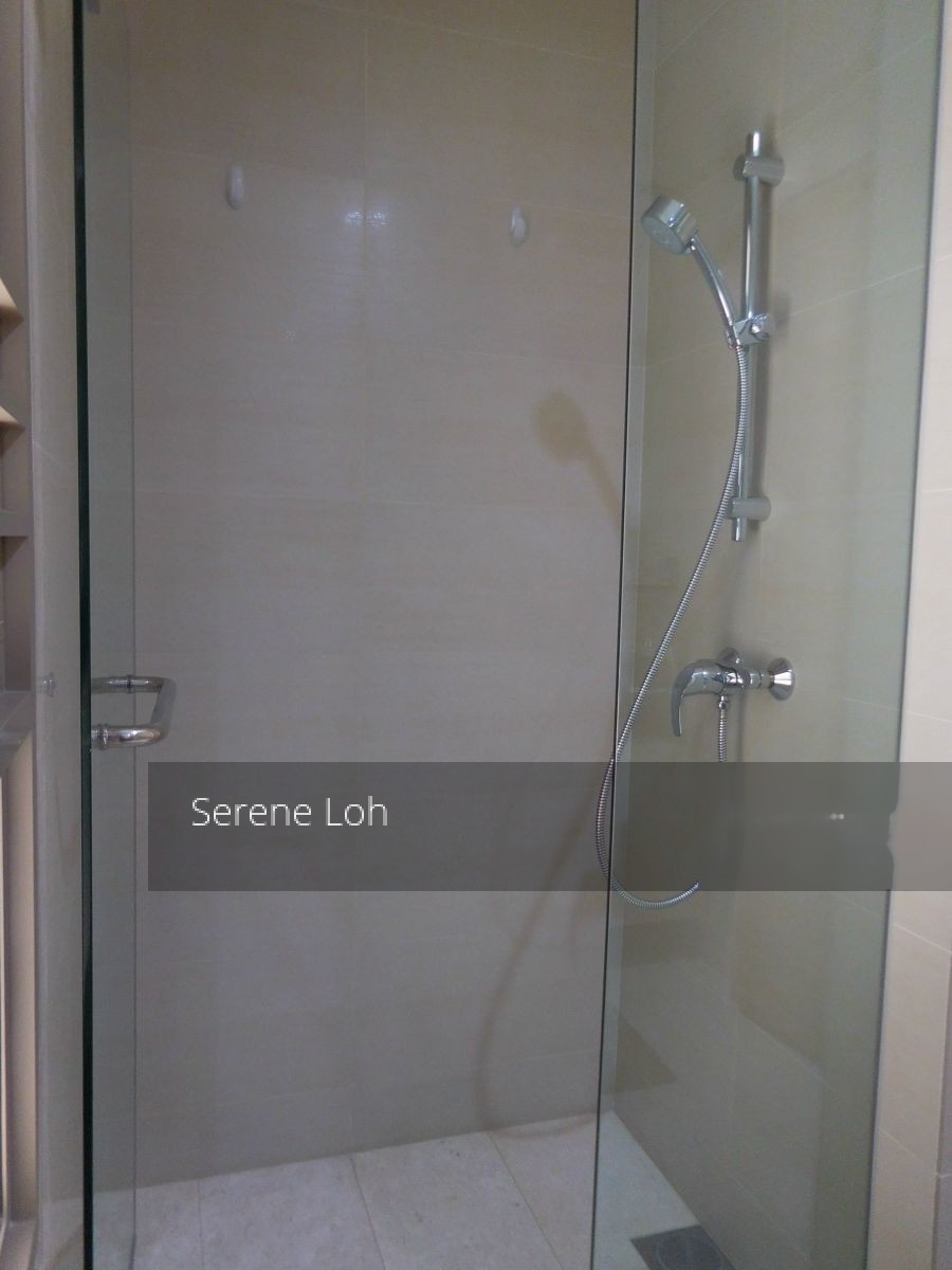 Waterfront Gold (D16), Condominium #122517612